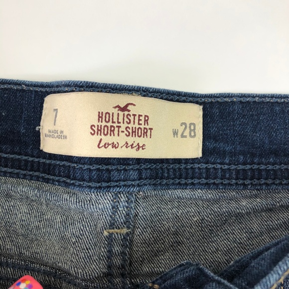 Hollister Short-Short Distressed cuffed jean Short - Picture 2 of 3